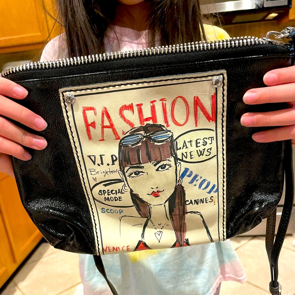 Crossbody purse